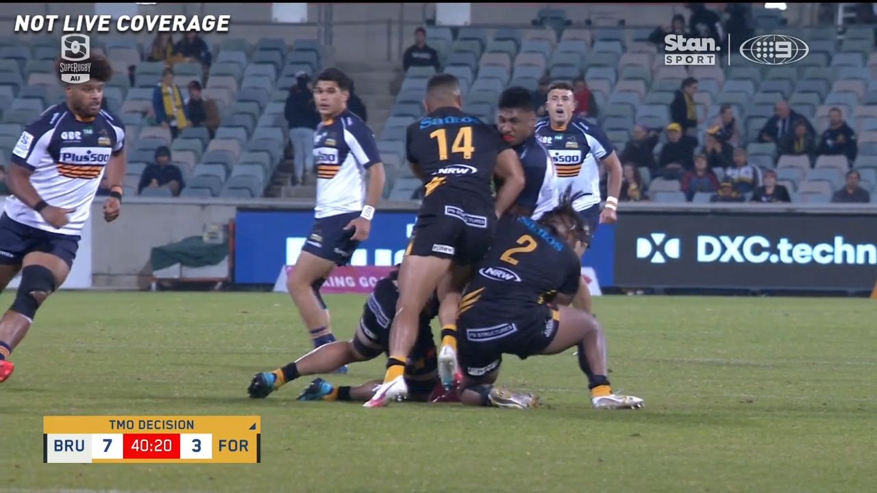 Former Wallabies coach Michael Cheika blows up after Toni Pulu red card in Super Rugby AU qualifying final
