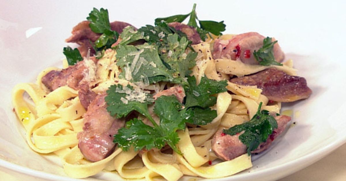 Quail medallions with pasta, chilli, fresh herbs & olive oil - 9Kitchen