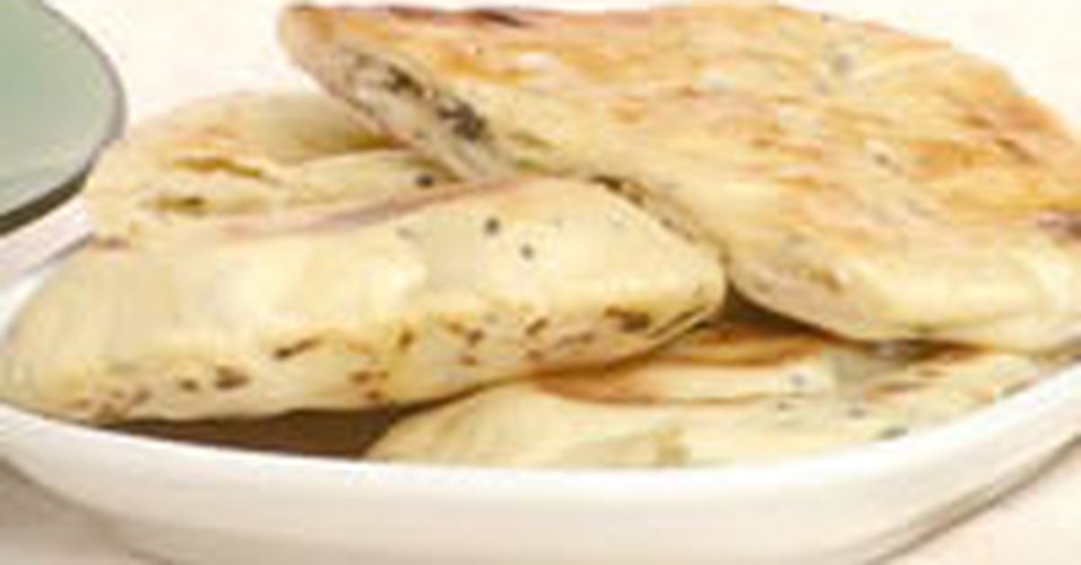 Naan and peshwari naan bread - 9Kitchen