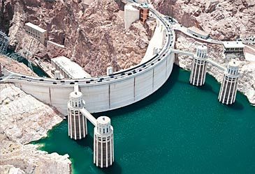 The Hoover Dam was built on which major US river?