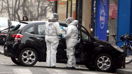 Petrol bombs, jihadist flags found in Paris getaway car