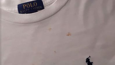 Mum removes stains from white shirt with bargain product