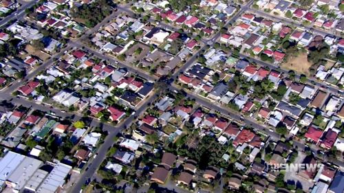 53,000 homes in South Australia will benefit from the price cut.