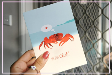 9PR: BEDAZZLE We Just Click Red Crab Card 