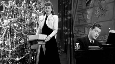 13. Christmas in Connecticut (1945)