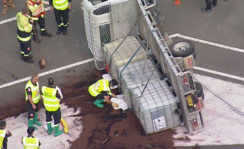 One of two southbound lane on the M7 remain closed after a truck rollover in Horsley Park this morning. 