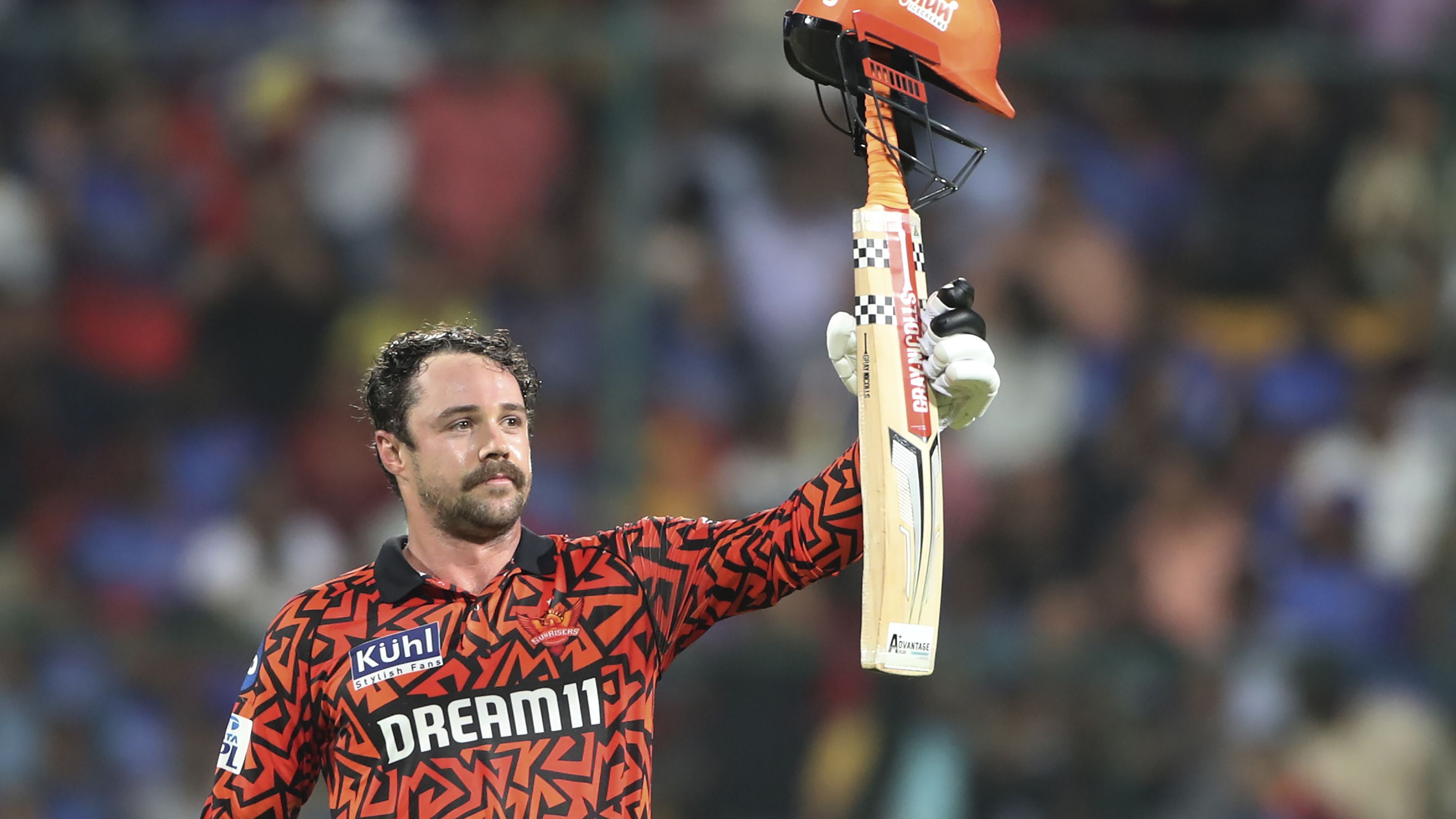 Travis Head anota un siglo en 39 lanzamientos para Sunrisers Hyderabad en un total récord en IPL; Celebración de Chris Gayle; Jake Fraser-McGurk anota su primer medio siglo en el debut en IPL