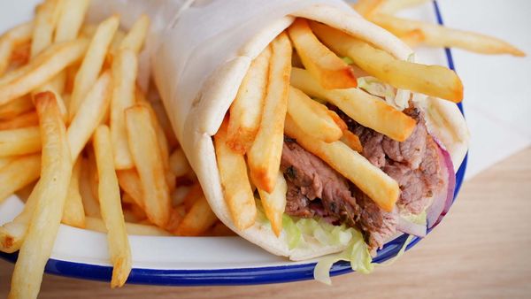 Get the gyros right your way... but always go for garlic sauce