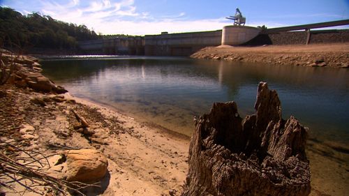 190516 Sydney NSW water restrictions Warragamba Dam catchment levels dropping News Australia