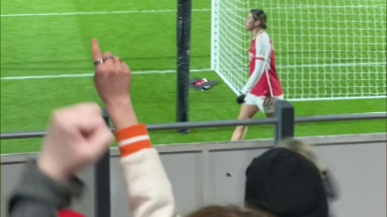 Arsenal fans chanted the name of Kyra Cooney-Cross as she left the pitch.