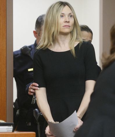 Amy Locane enters the courtroom to be sentenced in Somerville, New Jersey (Photo: February 2013)