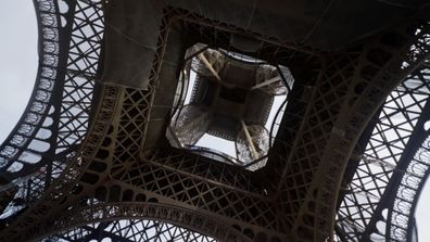 Rush France Eiffel Tower Episode 7