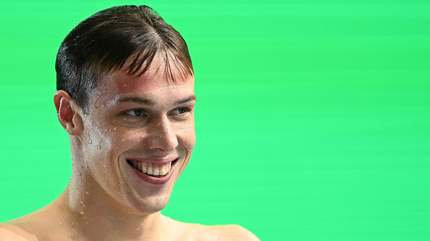 Aussie swimming sensation Zac Stubblety-Cook shatters world record
