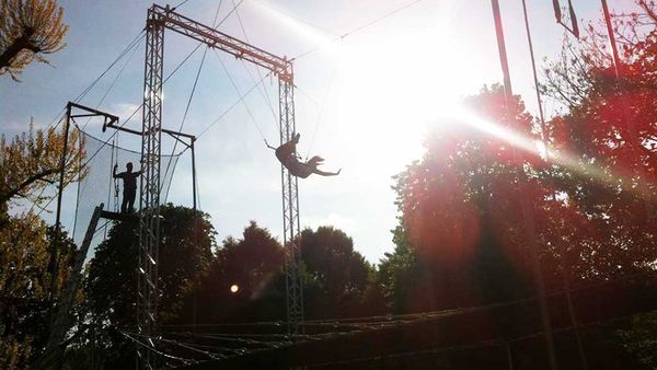 Gorilla Circus Flying Trapeze School in London