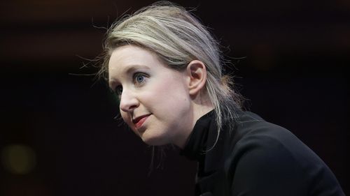 Fondatrice et PDG de Theranos, Elizabeth Holmes risque jusqu'à 20 ans de prison. 