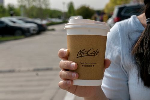 A teenager in the US state of Oregon is suing a McDonald's franchise for US$1.56 million after being burned by a hot cup of water served by the restaurant.