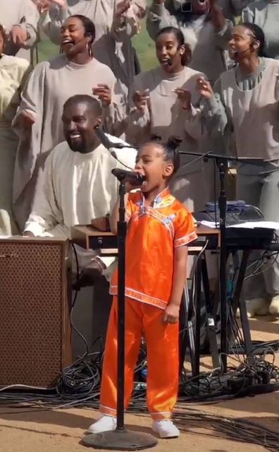 Kanye West, North West singing