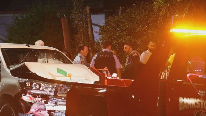 Attackers on the run after alleged road rage incident in Sydney | Nine ...