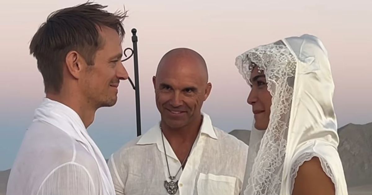 Victoria’s Secret model Kelly Gale marries Swedish actor Joel Kinnaman