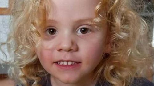 Un mese fa la polizia del Sud Africa ha dichiarato la scomparsa di Gus un crimine grave.