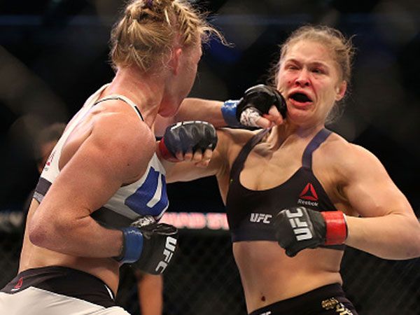 Holm 'intellectually superior to Rousey'