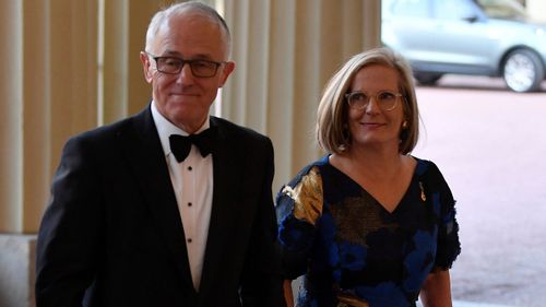 Prime Minister Malcolm Turnbull and wife Lucy Turnbull arrive at the CHOGM reception. (AAP)