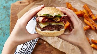 <a href="http://kitchen.nine.com.au/2017/06/09/10/59/bar-lucas-mr-t-ruffle-beef-burger" target="_top">Bar Luca's Mr T Ruffle beef burger with Swiss cheese, mushrooms, streaky bacon and truffle oil</a><br />
<br />
<a href="http://kitchen.nine.com.au/2016/06/06/20/18/nice-buns-our-favourite-burger-recipes" target="_top">More burgers</a>