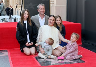 gal gadot blot clot pregnancy