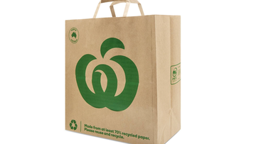 Woolworths has quietly changed the size of its 25c paper bags, outraging shoppers.