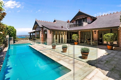 Northern Beaches Federation mansion sells for record-breaking $14 million under the hammer