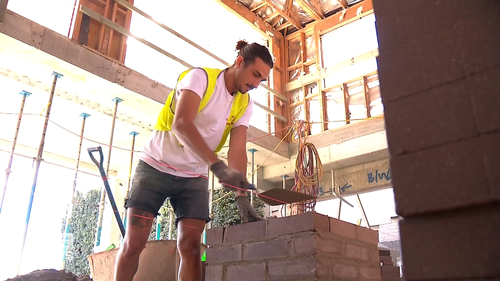 Sydneysiders spending billions in holiday savings on renovations