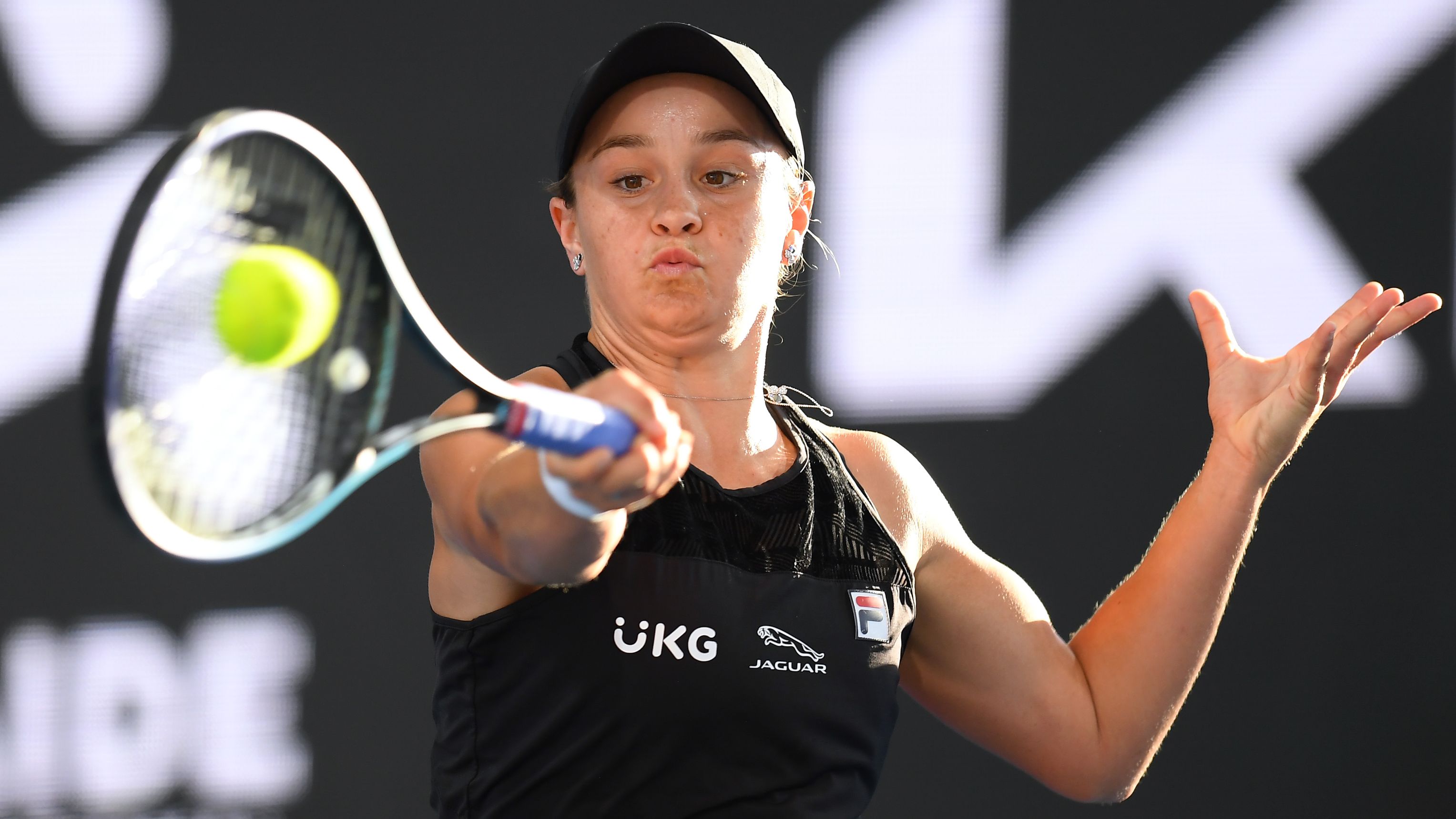 LIVE: Barty breezes through to Adelaide final