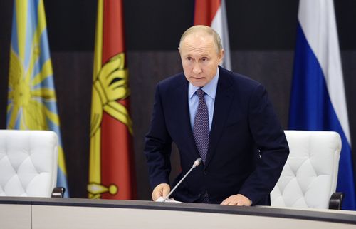 Vladimir Putin offered his condolences to Igor Korobov's family but has not named a successor.