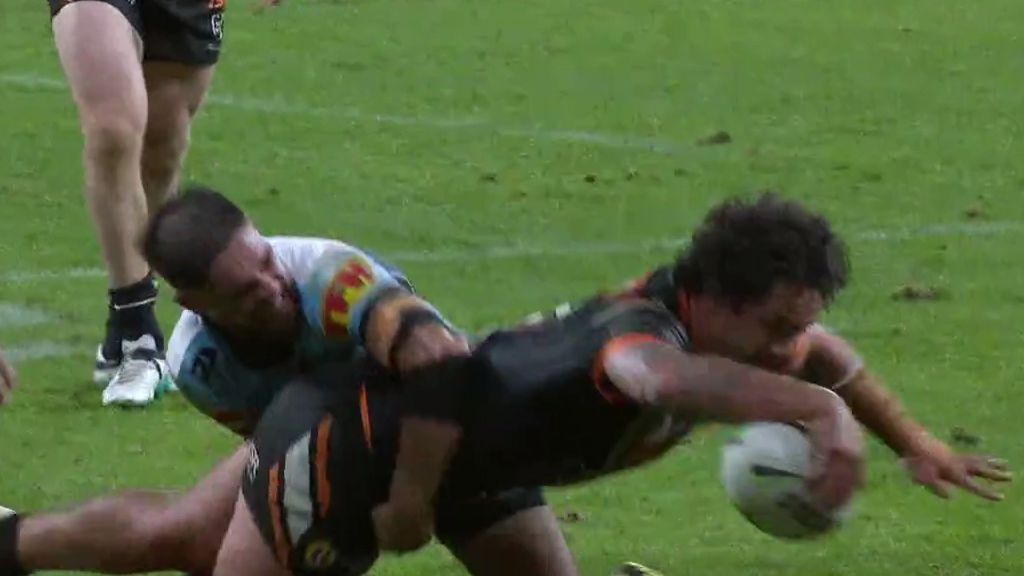 Wests Tigers prop Josh Aloiai faces fines, axing if he doesn't show for preseason training