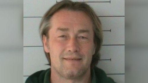 Police warn public not to approach man who escaped NSW Riverina prison