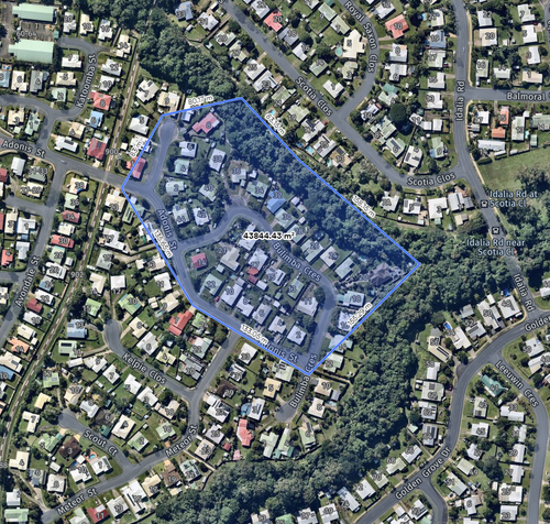 Le PSPA autour de la zone du mont Sheridan à Cairns a été déclaré vers 1h05 du matin avec la zone d'exclusion comprenant Bulimba Cresent, Adonis Street et Bunyip Close.