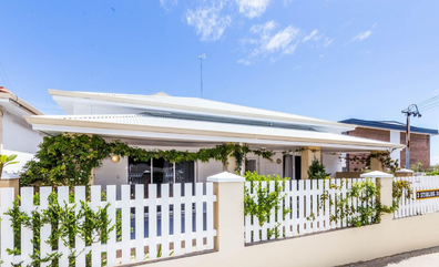 Property under offer Fremantle Western Australia prison views