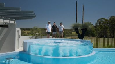 Dave Franklin visits australian pool of the year on Australia's Best Pools