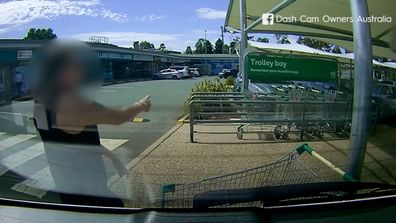lazy shopper doesn't return trolley driver confrontation