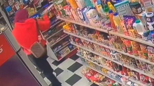A critical incident has been declared in Sydney after a man died after falling from a unit balcony while he was being pursued by police.Police allege the man robbed a nearby grocery store with a knife before he fell from the home in Surry Hills about 9.10pm yesterday.