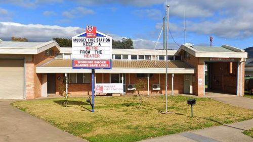 The Fire Brigade Employees Union (FBEU) said a water leak at the Mudgee Fire and Rescue NSW (FRNSW) site left the station's indoor showers out of order.