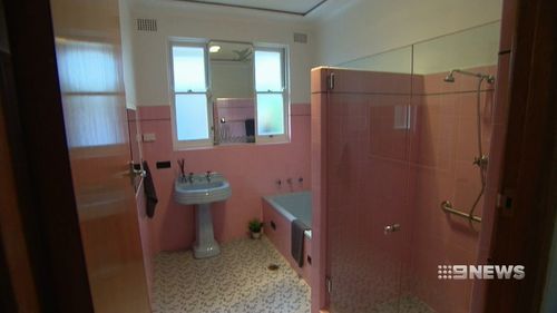 The owner is an avid vintage fan and passionately wants the bathroom to stay. 