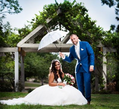 Bride wears mother's Sri Lankan going away sari for her wedding day