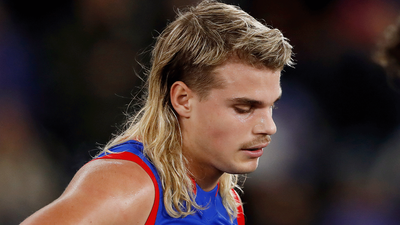 Western Bulldogs star Bailey Smith releases statement amid club's investigation into video, images