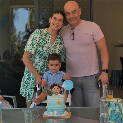 Adriano Zumbo dan Nelly Riggio dengan putra Maximus