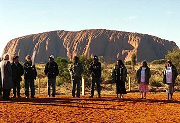 Who are the traditional owners of Uluru?