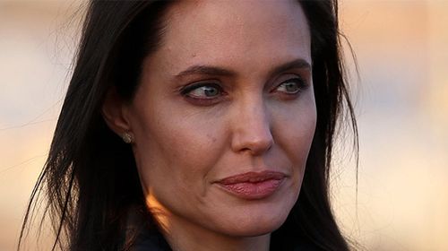  Angelina Jolie has ovaries removed in second preventative procedure