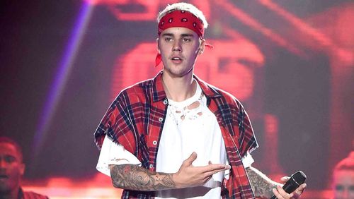 Man files police report claiming Justin Bieber punched him