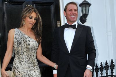 Warne reportedly proposed over dinner to the applause of an audience,  and gave Liz Hurley a stunning sapphire ring.