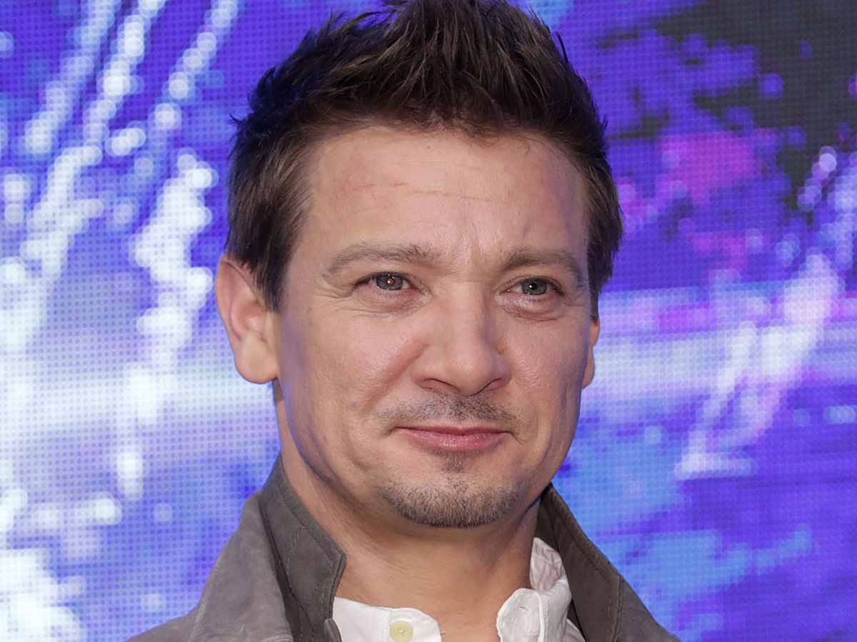 Reno mayor says Jeremy Renner was helping stranded car when hurt